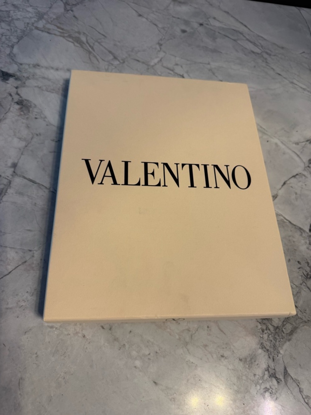 Valentino Cream Gift Box w Tissue
